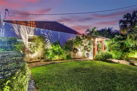 2726 Scott Street Hollywood FL 33020