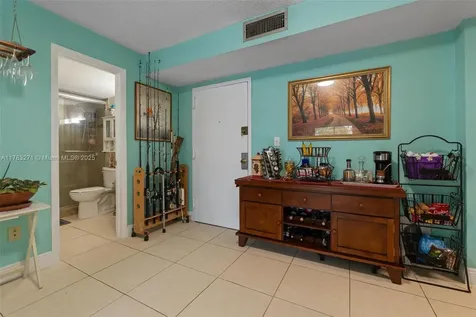 4719 NW 7th Street Miami FL 33126