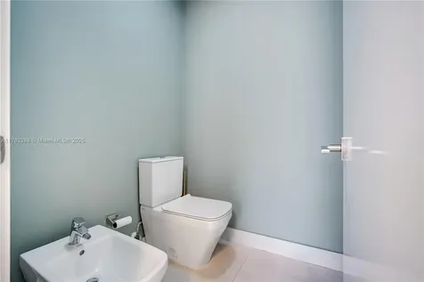 10135 NW 77th Street Doral FL 33178