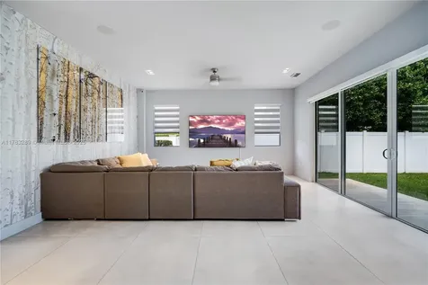 10135 NW 77th Street Doral FL 33178