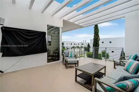 10135 NW 77th Street Doral FL 33178