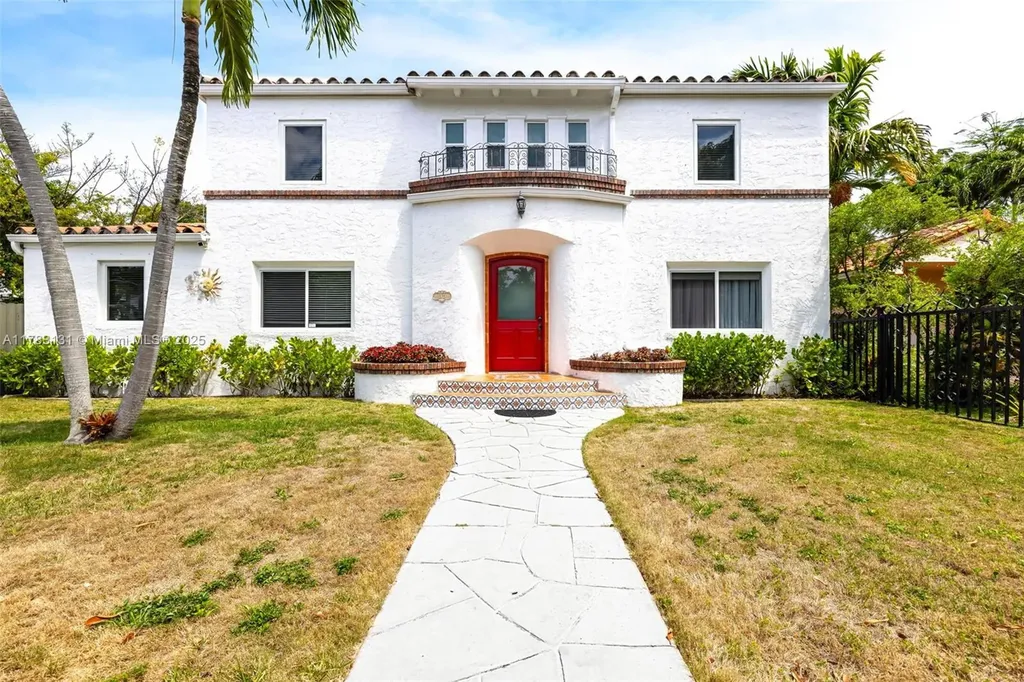 1525 SW 12th Street Miami FL 33135