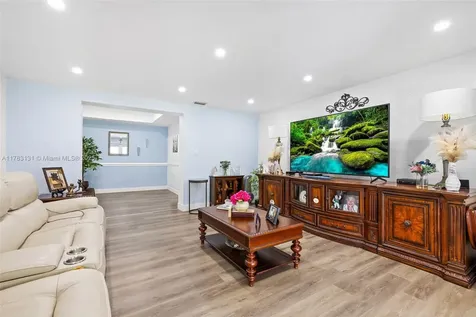 1525 SW 12th Street Miami FL 33135