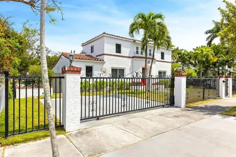 1525 SW 12th Street Miami FL 33135
