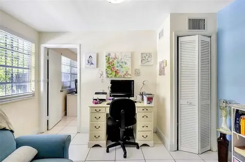 1525 SW 12th Street Miami FL 33135