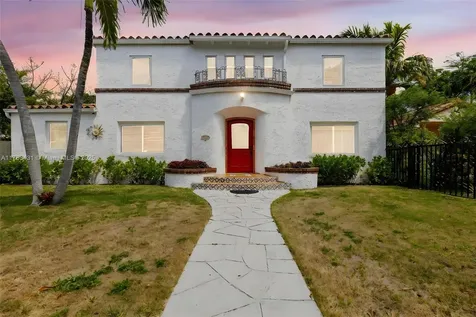 1525 SW 12th Street Miami FL 33135