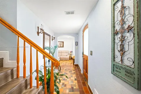 1525 SW 12th Street Miami FL 33135