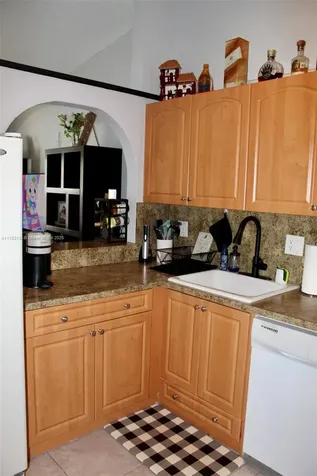 3638 NW 83rd Lane Sunrise FL 33351