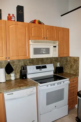 3638 NW 83rd Lane Sunrise FL 33351