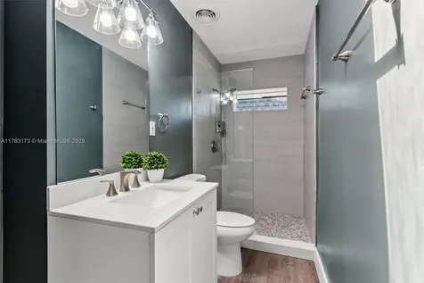 5721 Bayberry Lane Tamarac FL 33319