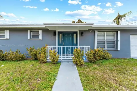 17310 NE 3rd Avenue North Miami Beach FL 33162