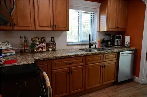 8100 NW 75th Avenue Tamarac FL 33321