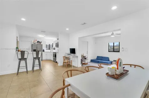9365 Nassau Drive Cutler Bay FL 33189