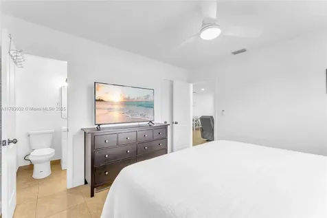 9365 Nassau Drive Cutler Bay FL 33189