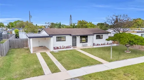 9365 Nassau Drive Cutler Bay FL 33189