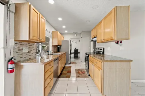 4900 NW 13th Terrace Deerfield Beach FL 33064