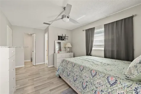 4900 NW 13th Terrace Deerfield Beach FL 33064