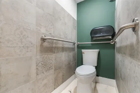 10648 Fountainbleau Boulevard Miami FL 33172