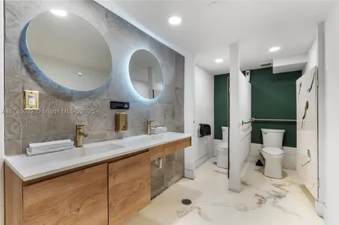 10648 Fountainbleau Boulevard Miami FL 33172