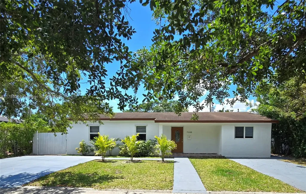 7388 S Waterway Drive Miami FL 33155