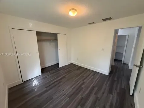 580-590 NW 58th Street Miami FL 33127