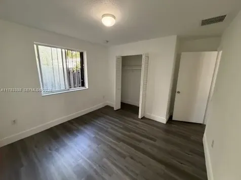 580-590 NW 58th Street Miami FL 33127