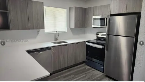 580-590 NW 58th Street Miami FL 33127