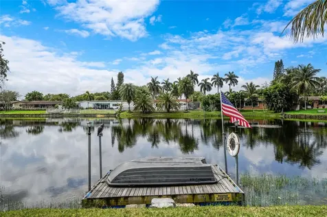 11140 Redwood Avenue Pembroke Pines FL 33026