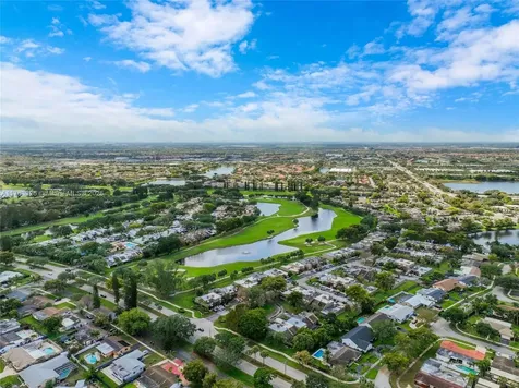 11140 Redwood Avenue Pembroke Pines FL 33026
