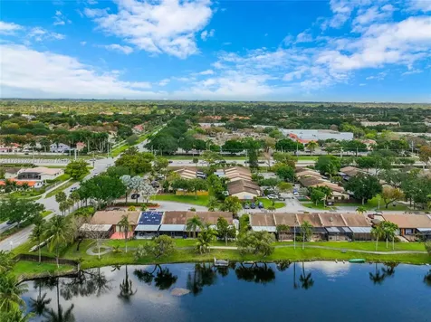 11140 Redwood Avenue Pembroke Pines FL 33026