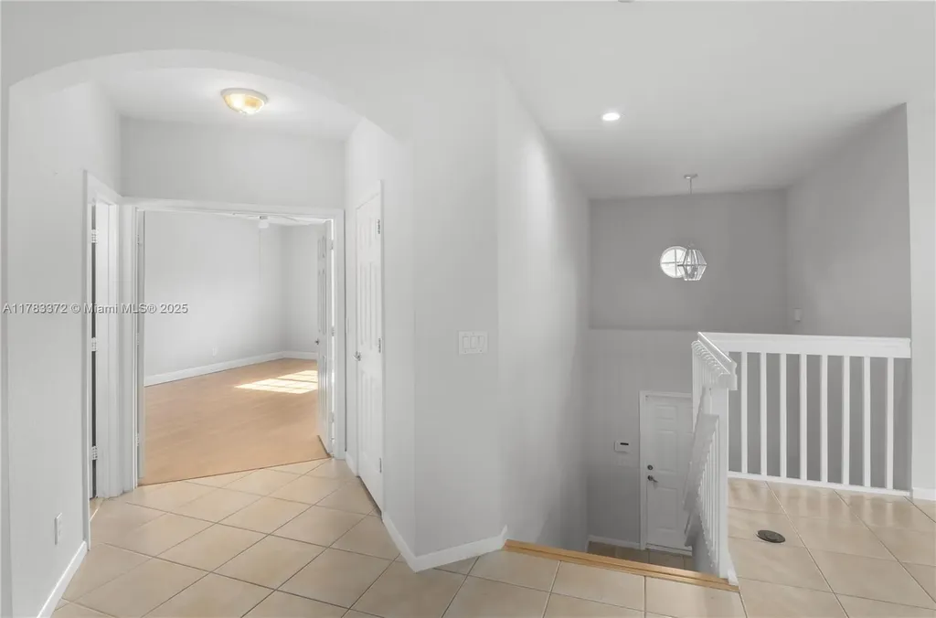 922 NW 127th Avenue Coral Springs FL 33071