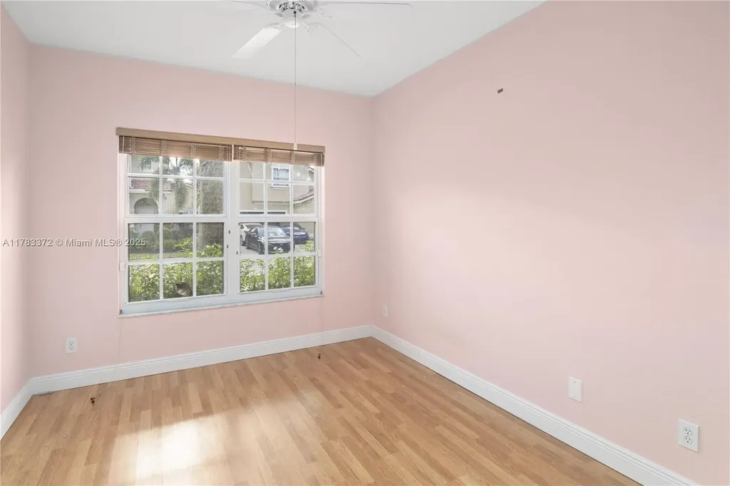 922 NW 127th Avenue Coral Springs FL 33071