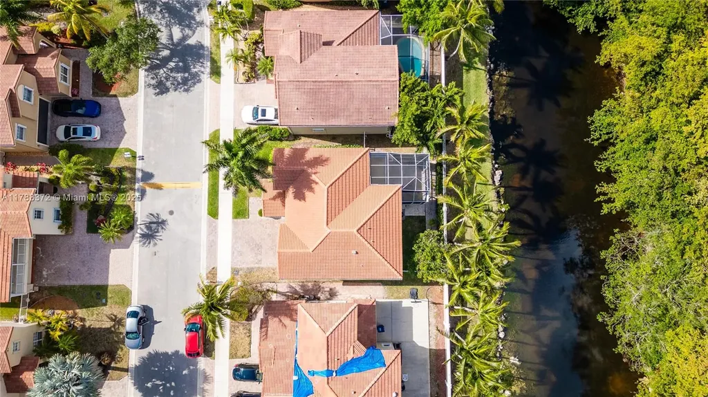 922 NW 127th Avenue Coral Springs FL 33071