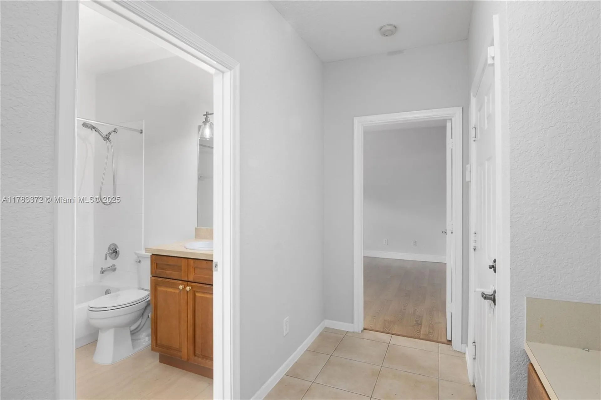 922 NW 127th Avenue Coral Springs FL 33071