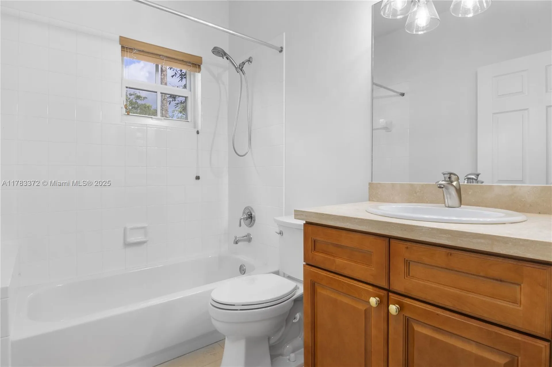 922 NW 127th Avenue Coral Springs FL 33071