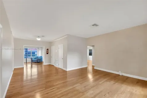 10643 NE 11th Avenue Miami Shores FL 33138