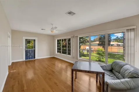 10643 NE 11th Avenue Miami Shores FL 33138