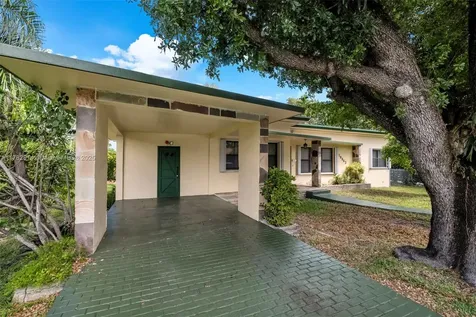 10643 NE 11th Avenue Miami Shores FL 33138