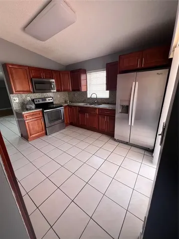 19851 NW 82nd Court Hialeah FL 33015