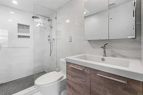 19195 NE 36th Court Aventura FL 33180