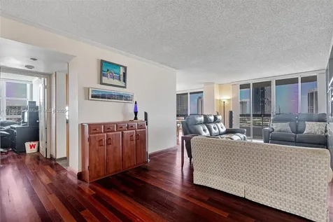 19195 NE 36th Court Aventura FL 33180