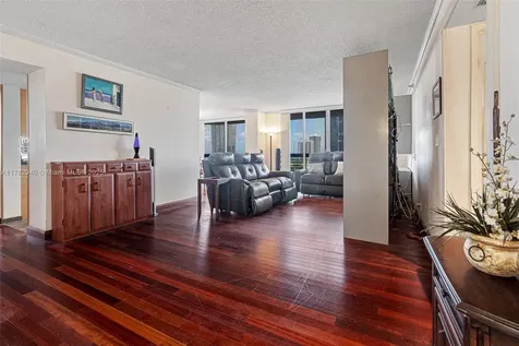 19195 NE 36th Court Aventura FL 33180