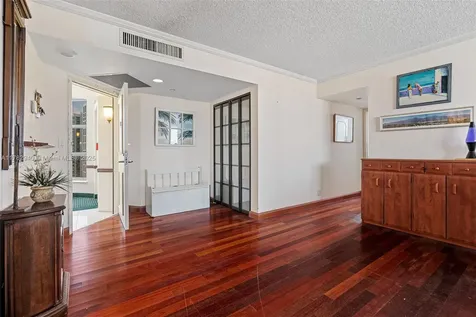 19195 NE 36th Court Aventura FL 33180