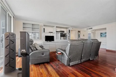 19195 NE 36th Court Aventura FL 33180