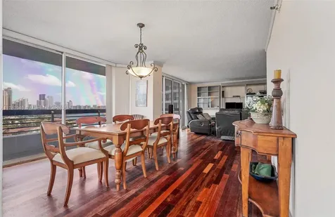 19195 NE 36th Court Aventura FL 33180