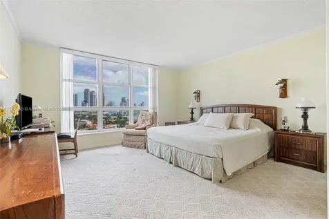 19195 NE 36th Court Aventura FL 33180