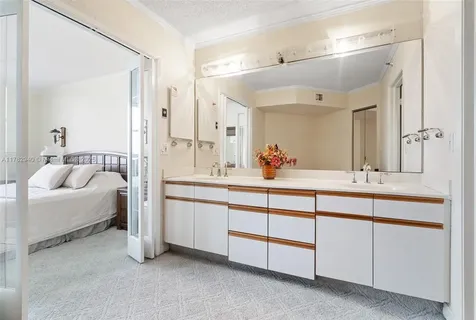 19195 NE 36th Court Aventura FL 33180