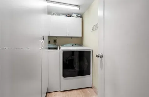 19195 NE 36th Court Aventura FL 33180