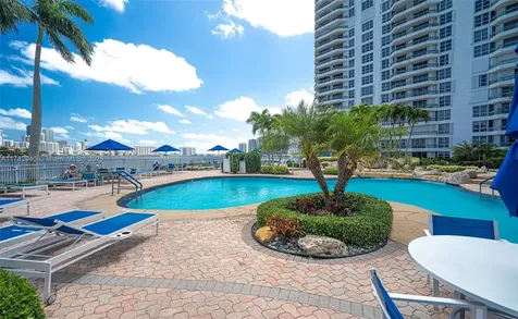19195 NE 36th Court Aventura FL 33180