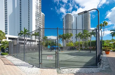 19195 NE 36th Court Aventura FL 33180